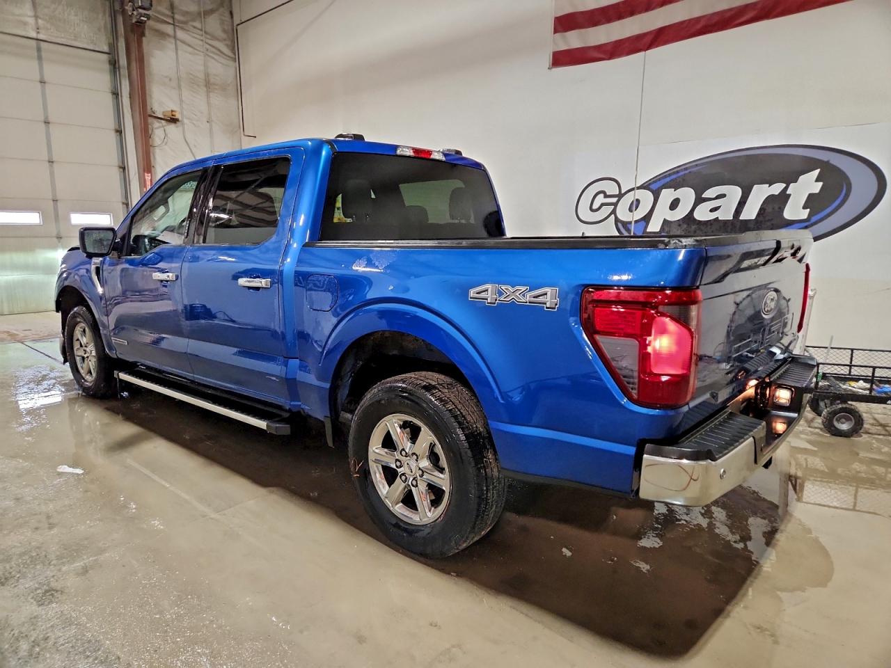 2024 FORD F150 XLT photo 2
