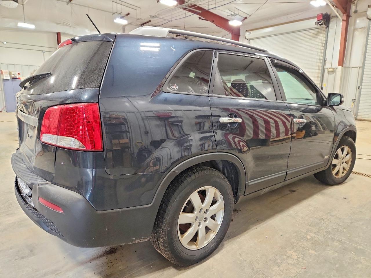 2012 KIA SORENTO BASE photo 3
