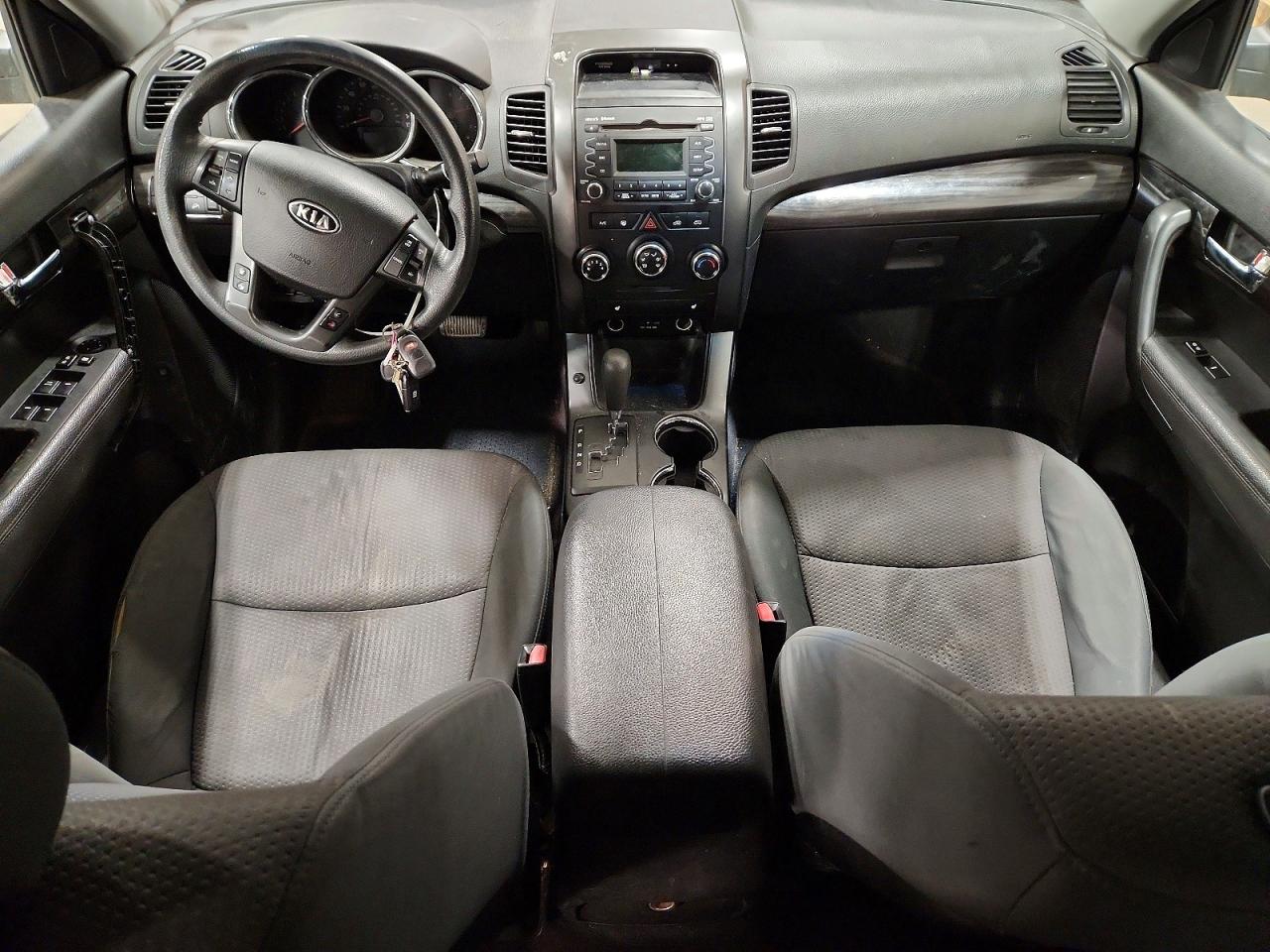 2012 KIA SORENTO BASE photo 8