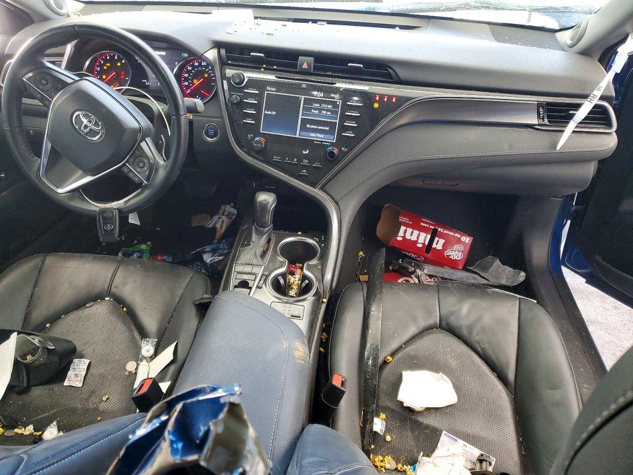 2019 TOYOTA CAMRY XSE photo 8