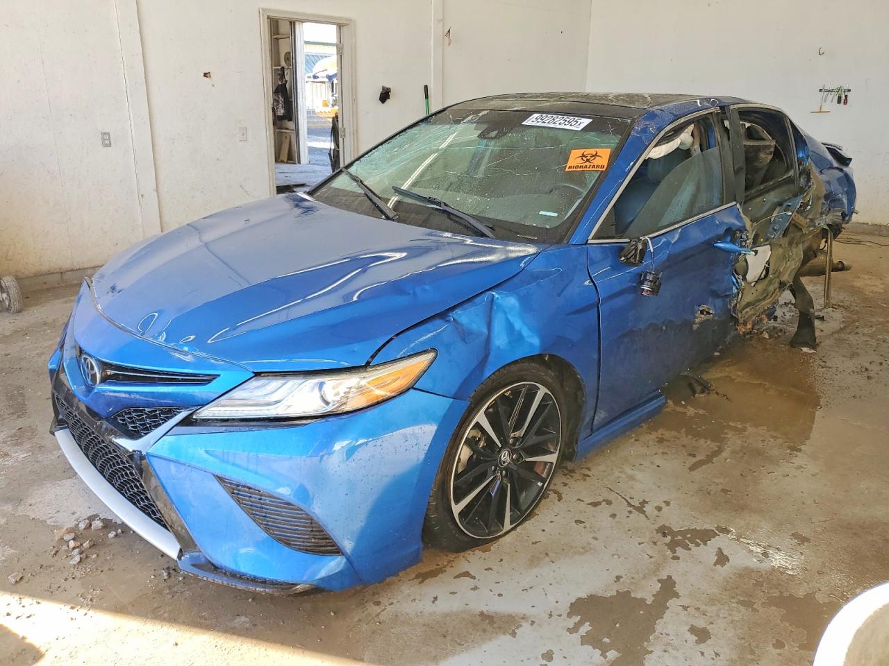 2019 TOYOTA CAMRY