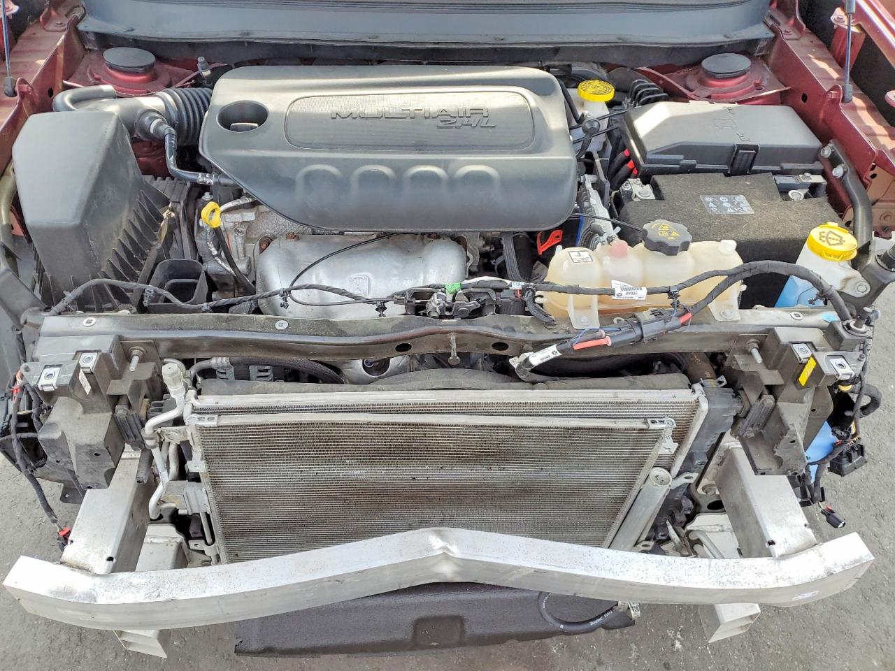 2019 JEEP CHEROKEE LATITUDE photo 12