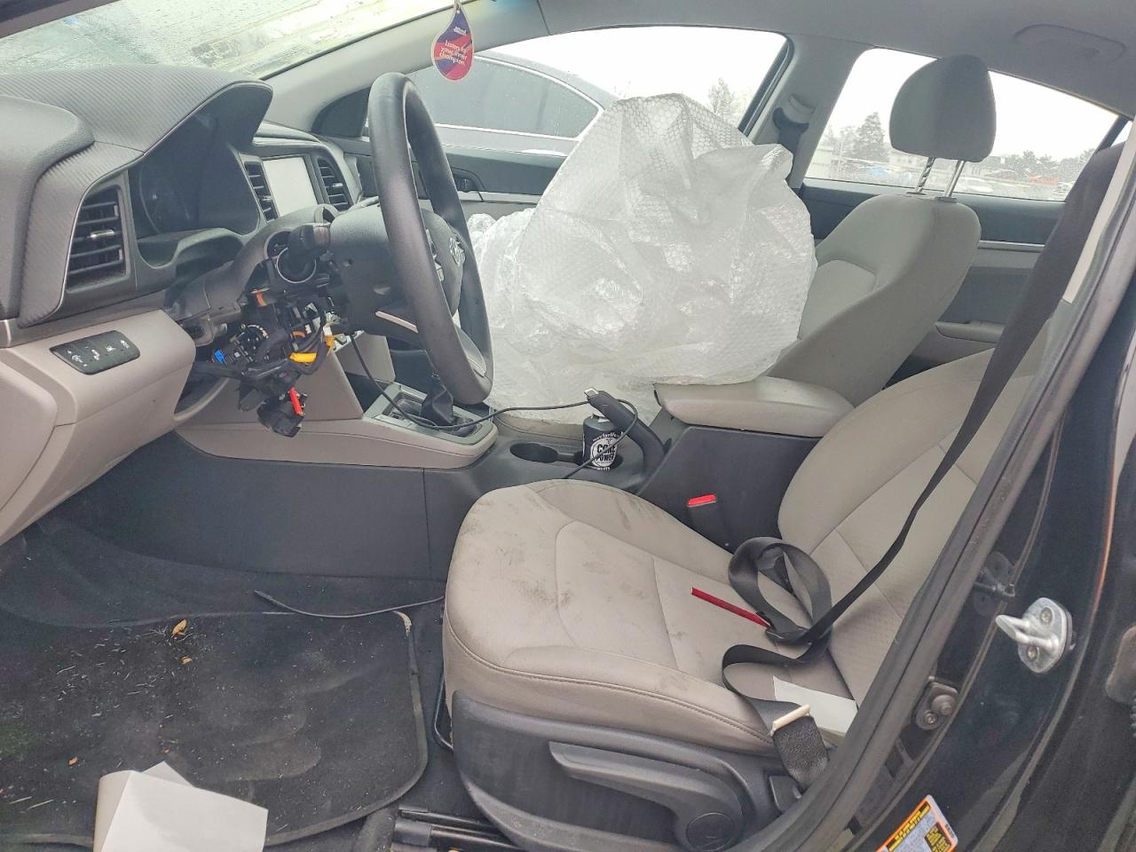 2020 HYUNDAI ELANTRA SEL photo 13