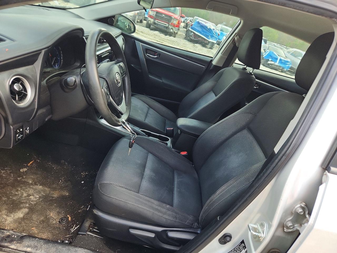 2018 TOYOTA COROLLA L photo 7