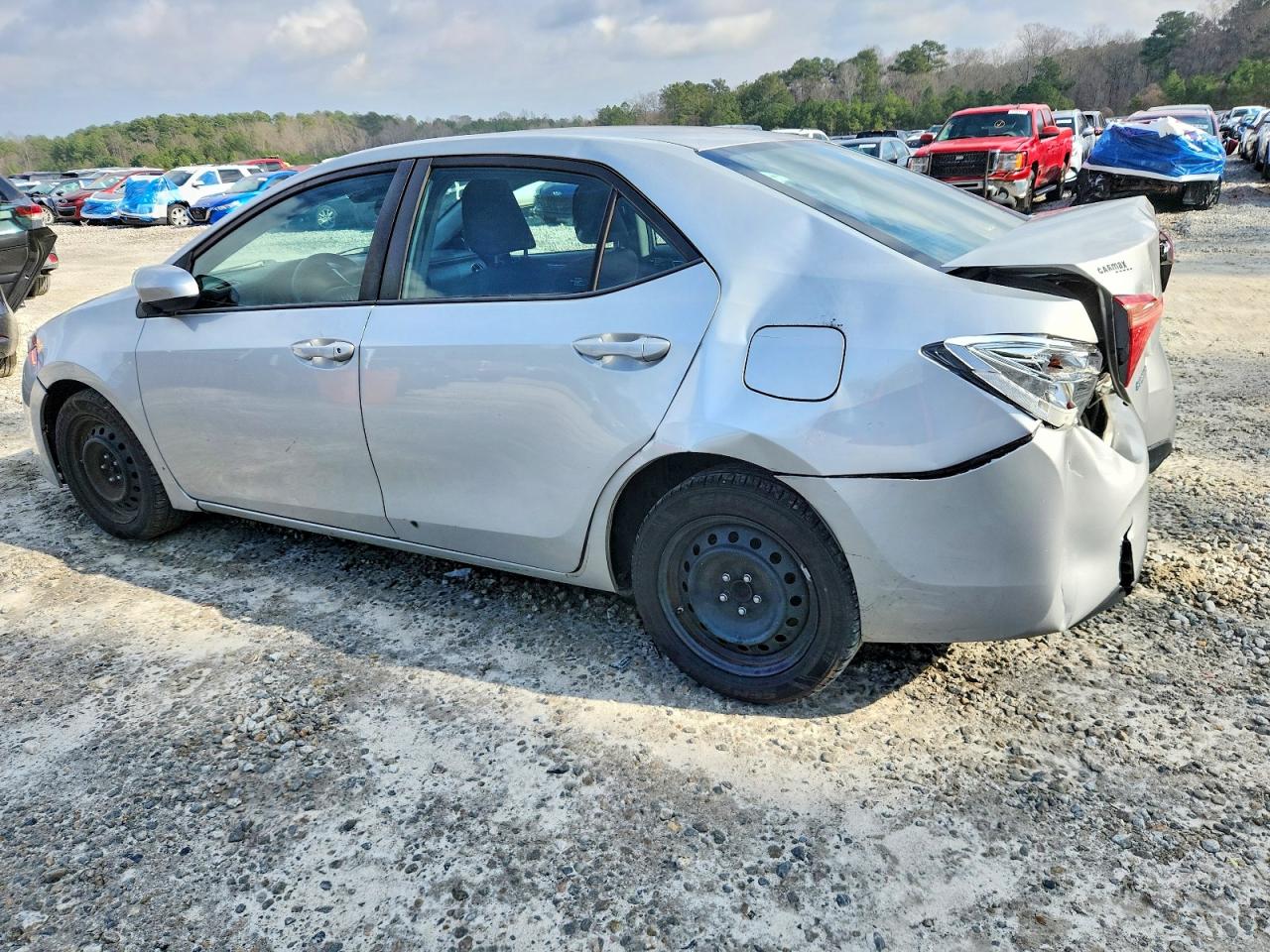 2018 TOYOTA COROLLA L photo 2