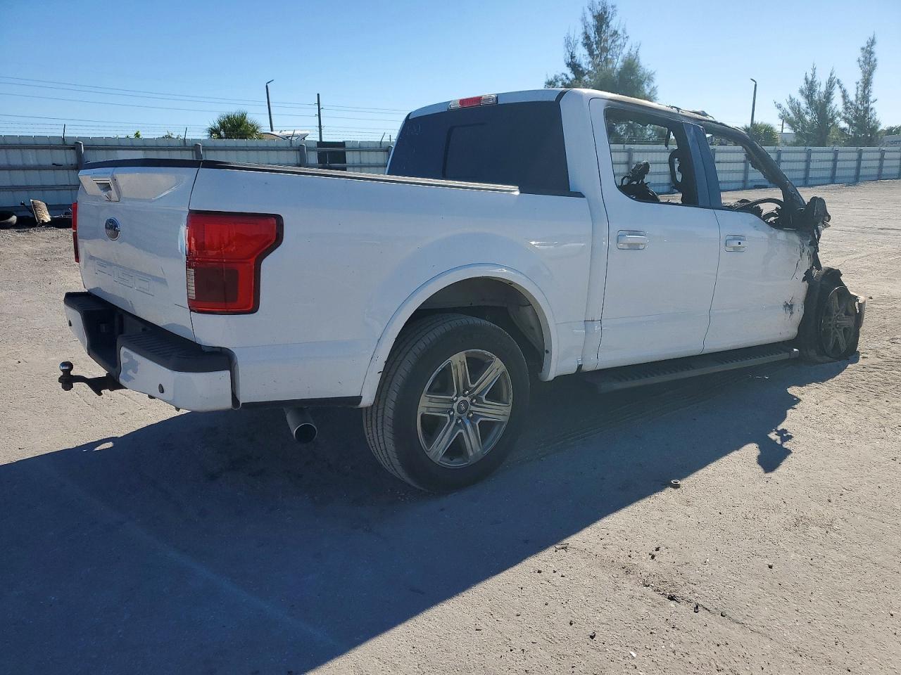 2018 FORD F150 SUPERCREW photo 3