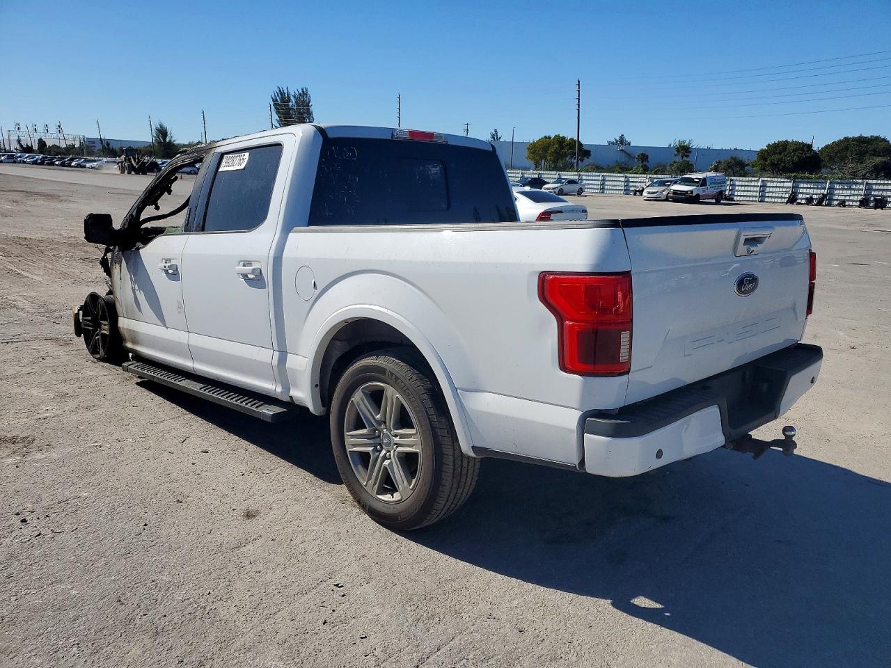 2018 FORD F150 SUPERCREW photo 2