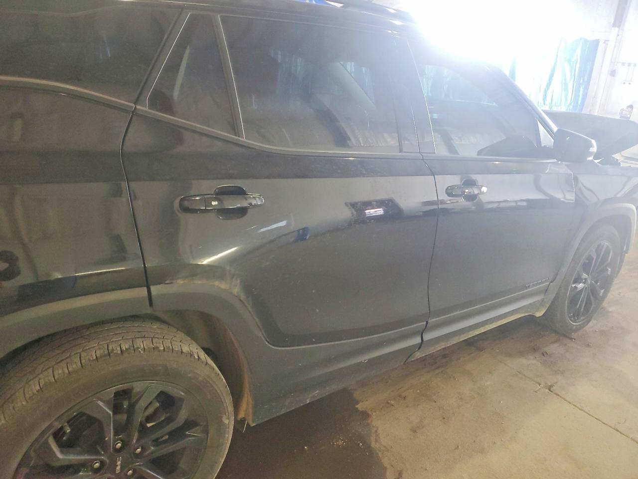 2019 GMC TERRAIN SLT photo 10