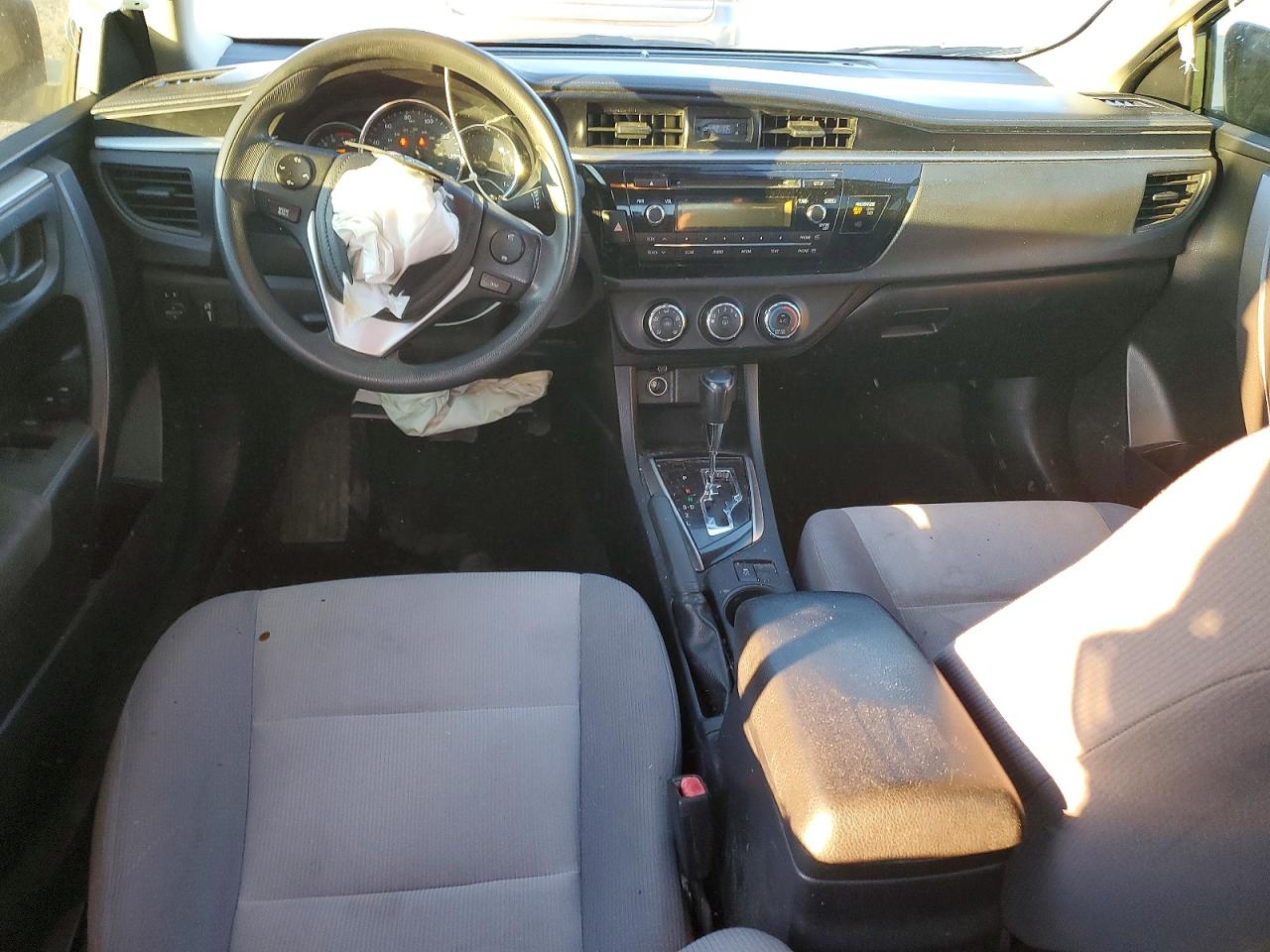 2014 TOYOTA COROLLA L photo 8
