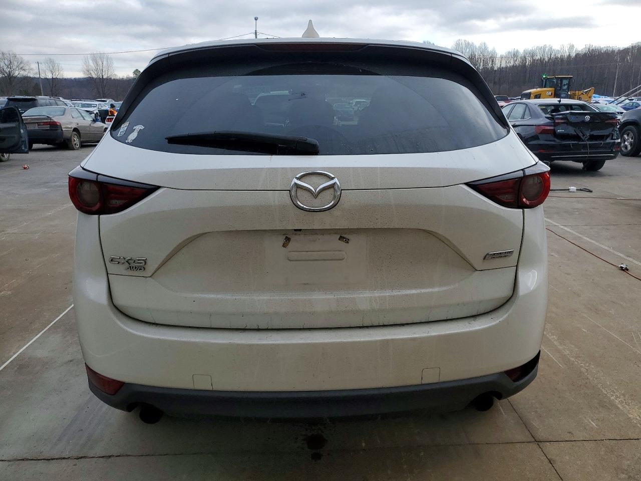 2017 MAZDA CX-5 GRAND TOURING photo 6