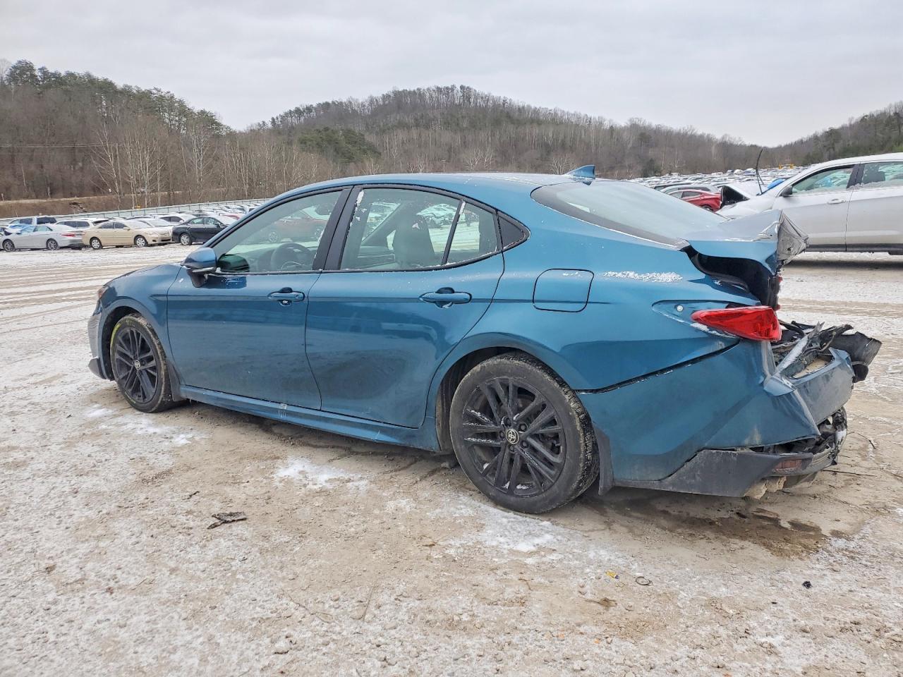 2025 TOYOTA CAMRY XSE photo 2