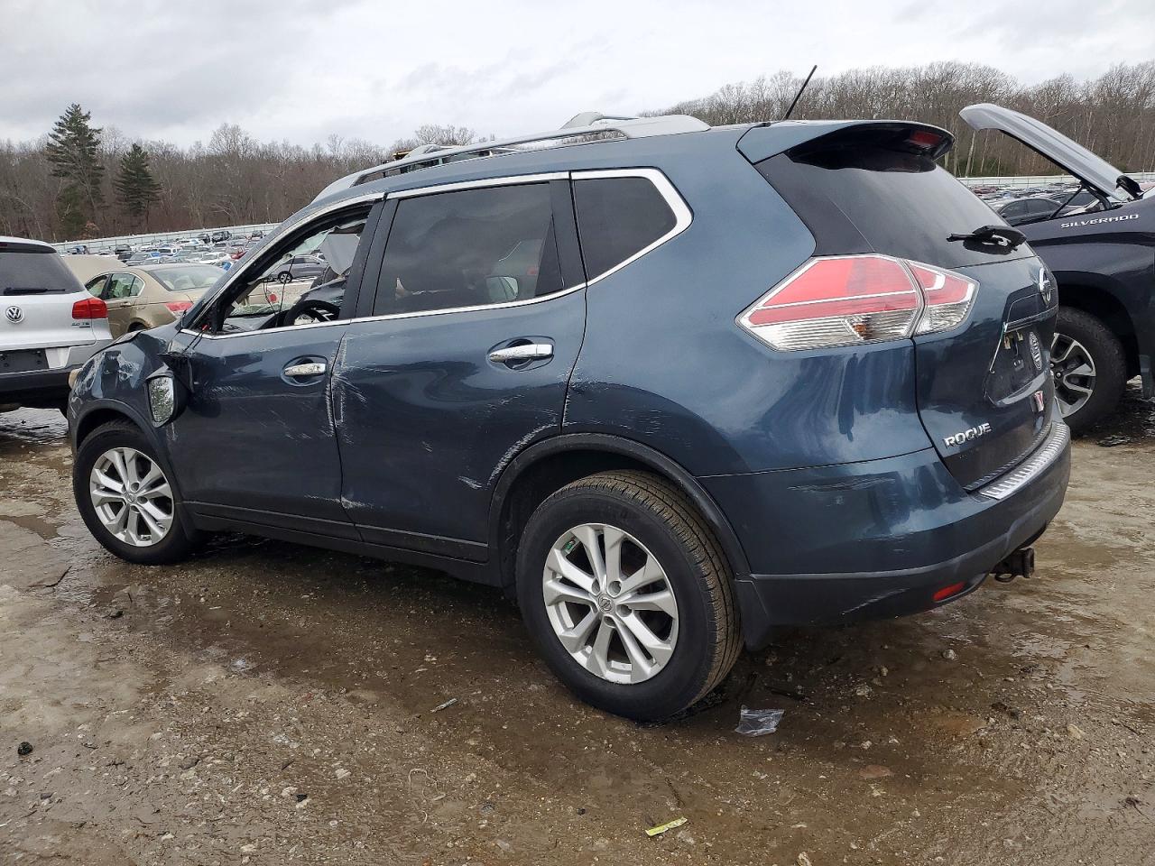 2014 NISSAN ROGUE S photo 2
