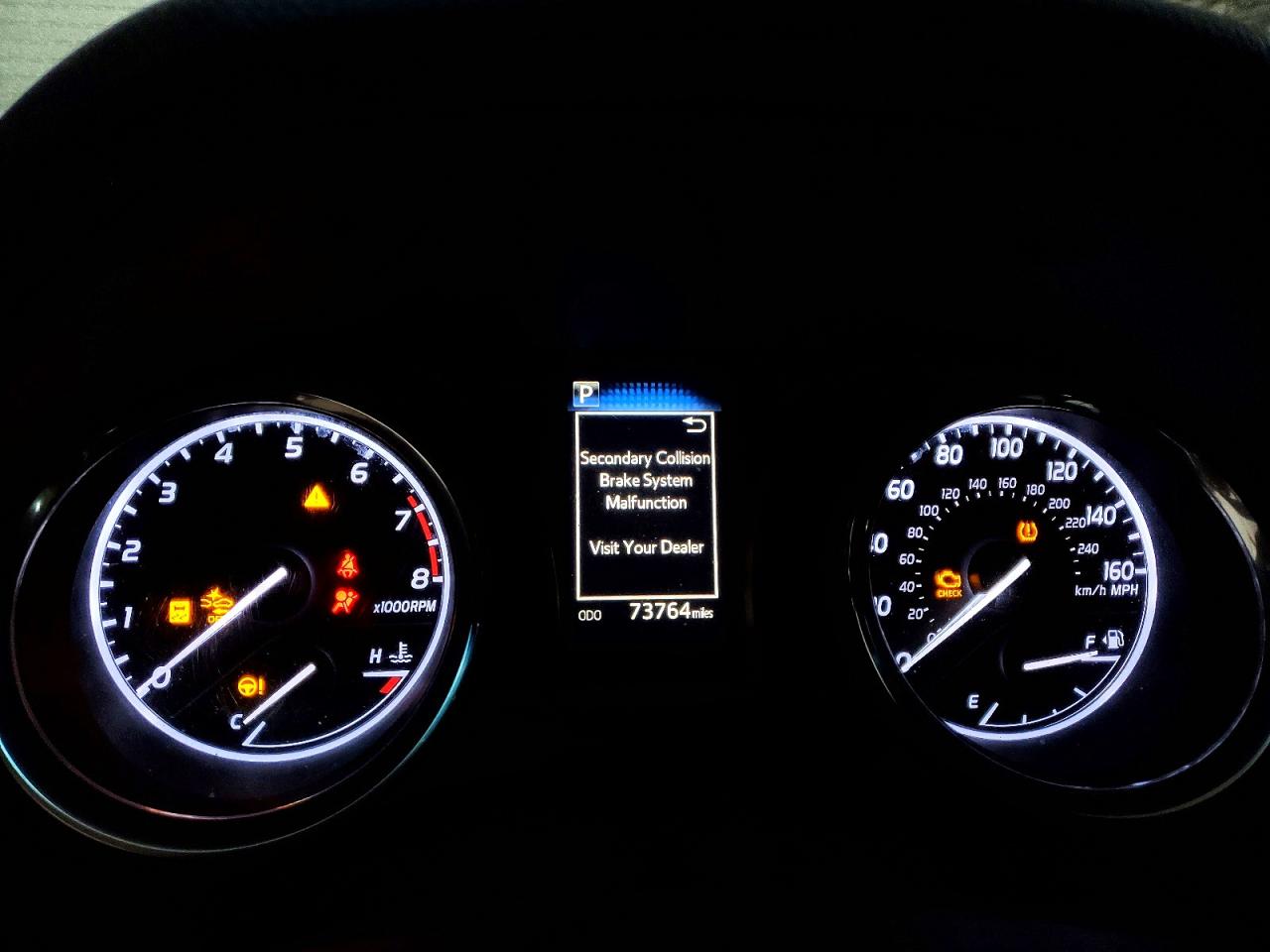 2019 TOYOTA CAMRY L photo 9