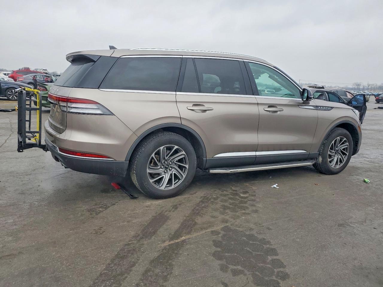 2021 LINCOLN AVIATOR photo 5