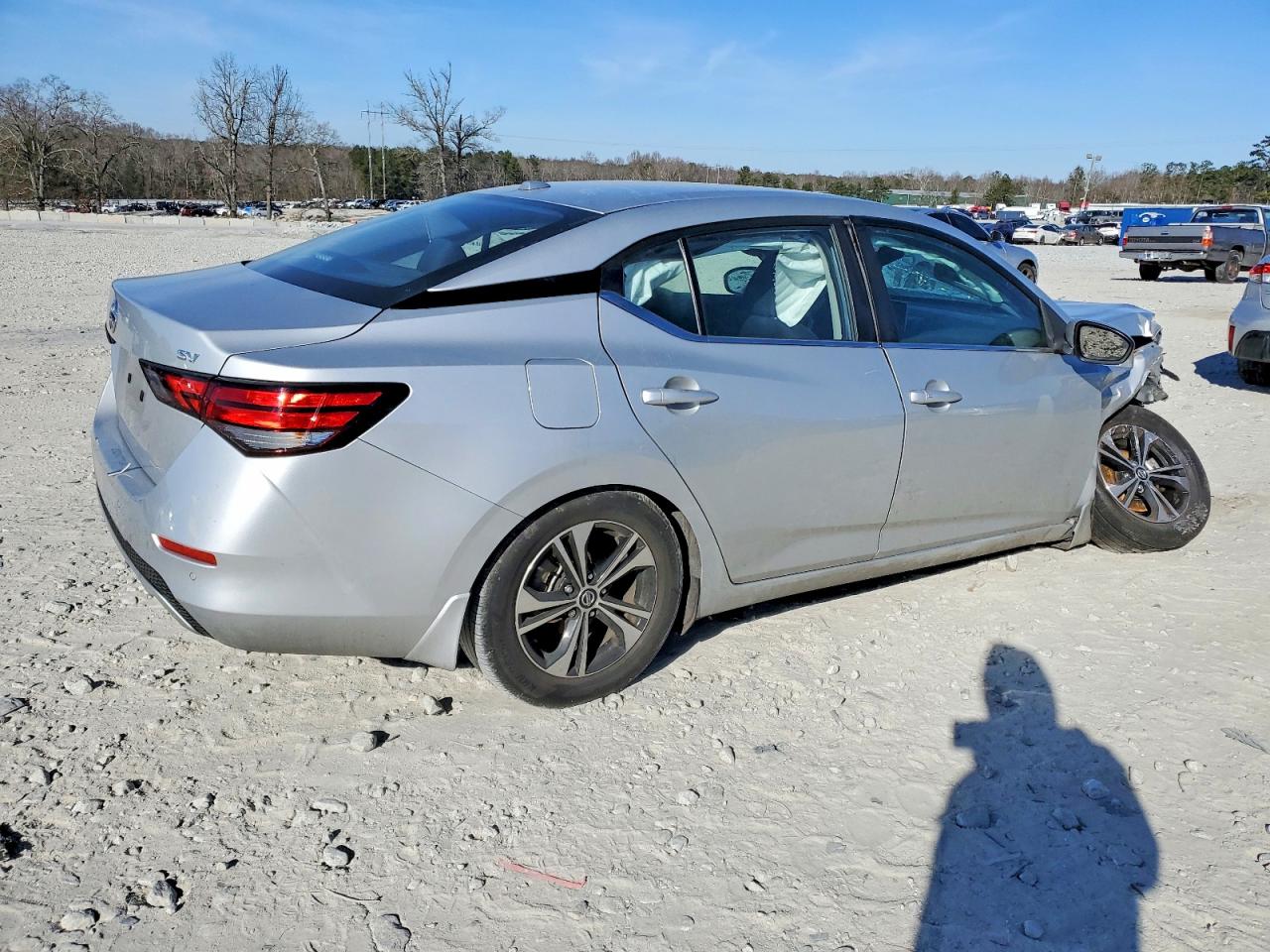 2023 NISSAN SENTRA SV photo 3