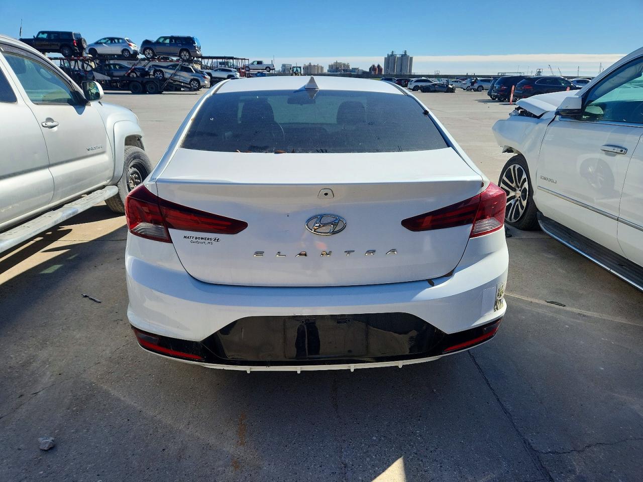 2019 HYUNDAI ELANTRA SEL photo 6