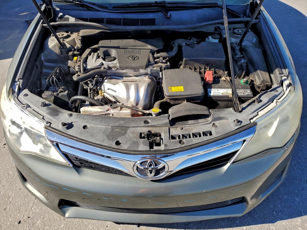 2012 TOYOTA CAMRY BASE photo 11