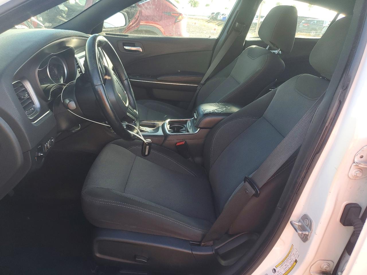 2016 DODGE CHARGER SE photo 7