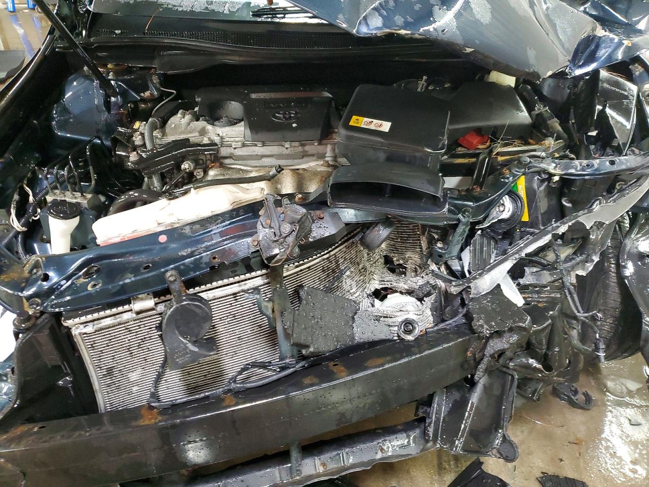 2017 TOYOTA CAMRY LE photo 11