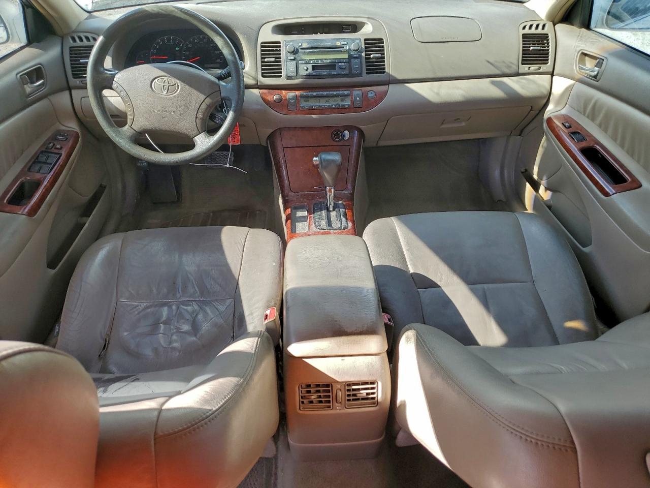 2006 TOYOTA CAMRY LE photo 8