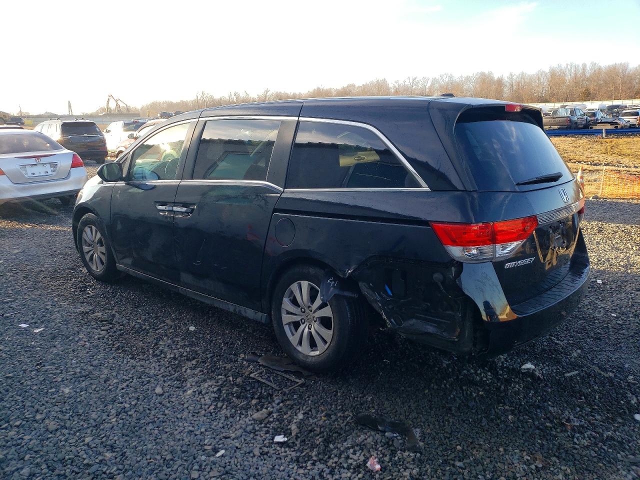 2014 HONDA ODYSSEY EXL photo 2