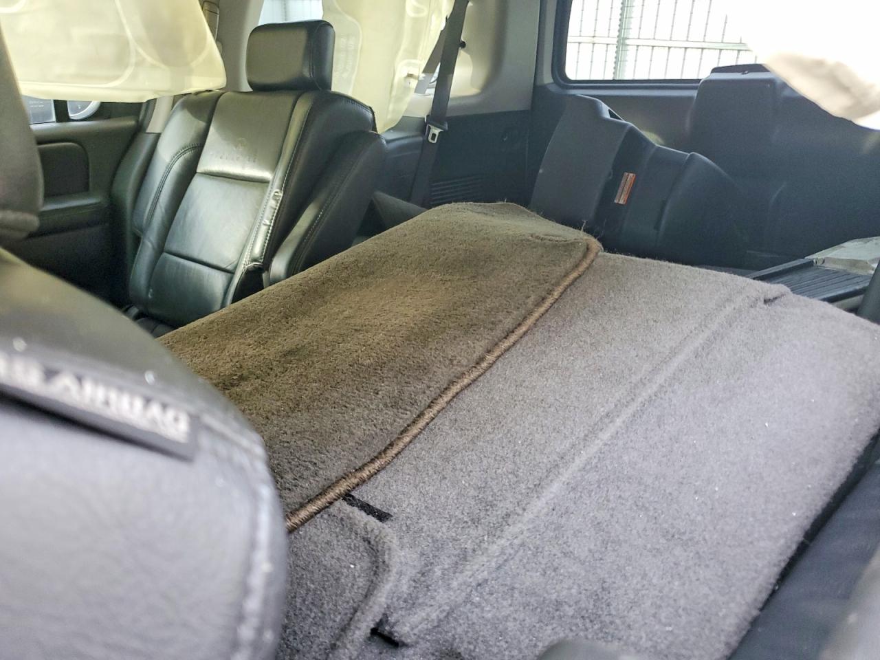 2007 INFINITI QX56 photo 10