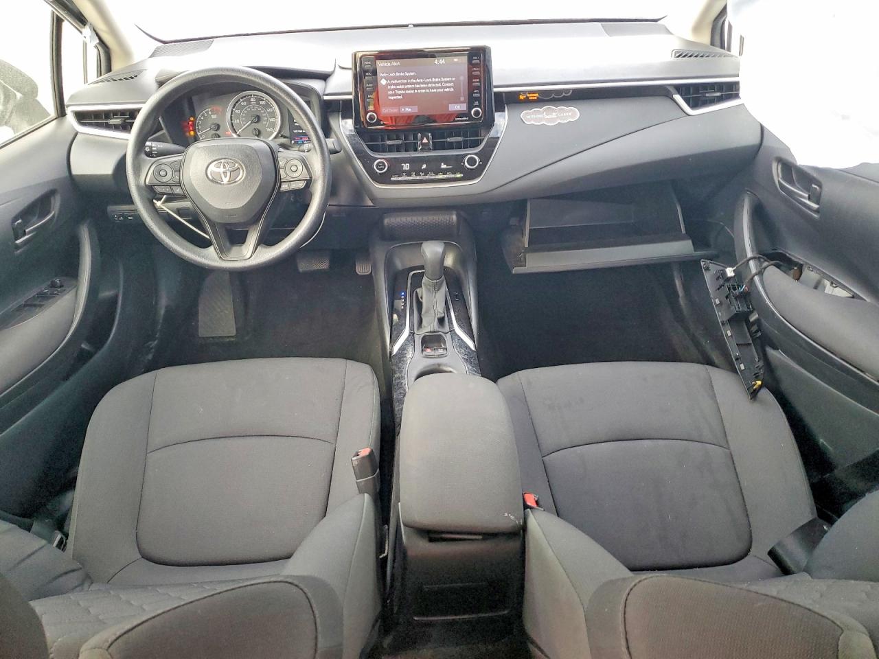 2022 TOYOTA COROLLA LE photo 8