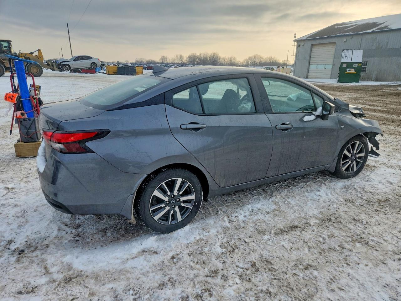 2025 NISSAN VERSA SV photo 3