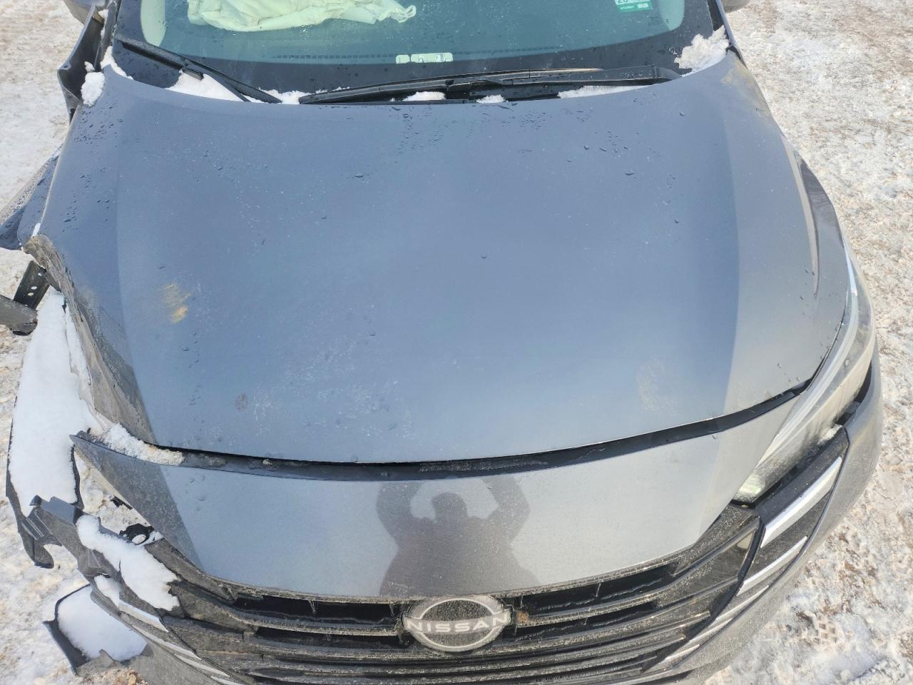 2025 NISSAN VERSA SV photo 11
