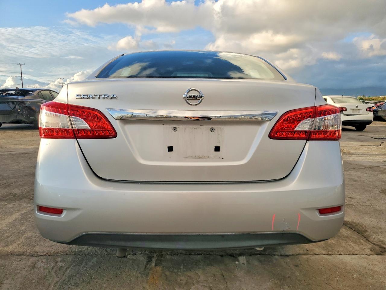 2015 NISSAN SENTRA S photo 6
