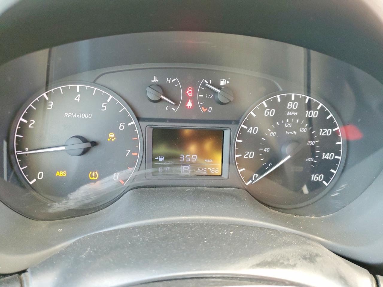 2015 NISSAN SENTRA S photo 9
