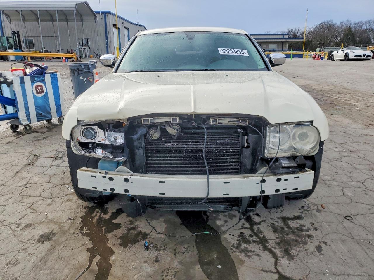 2010 CHRYSLER 300C photo 5