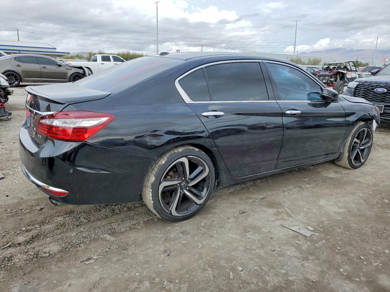 2017 HONDA ACCORD EXL photo 3