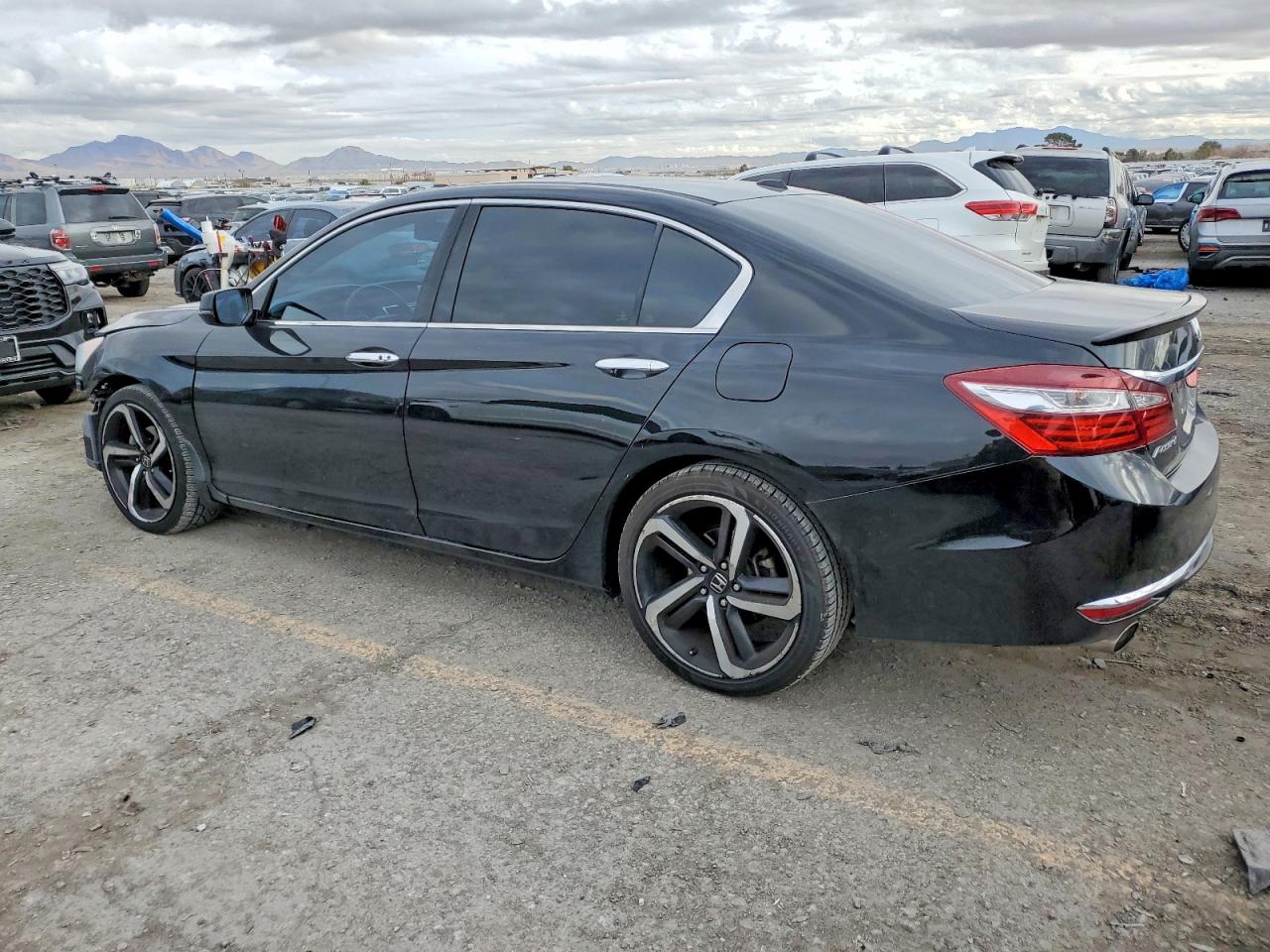 2017 HONDA ACCORD EXL photo 2