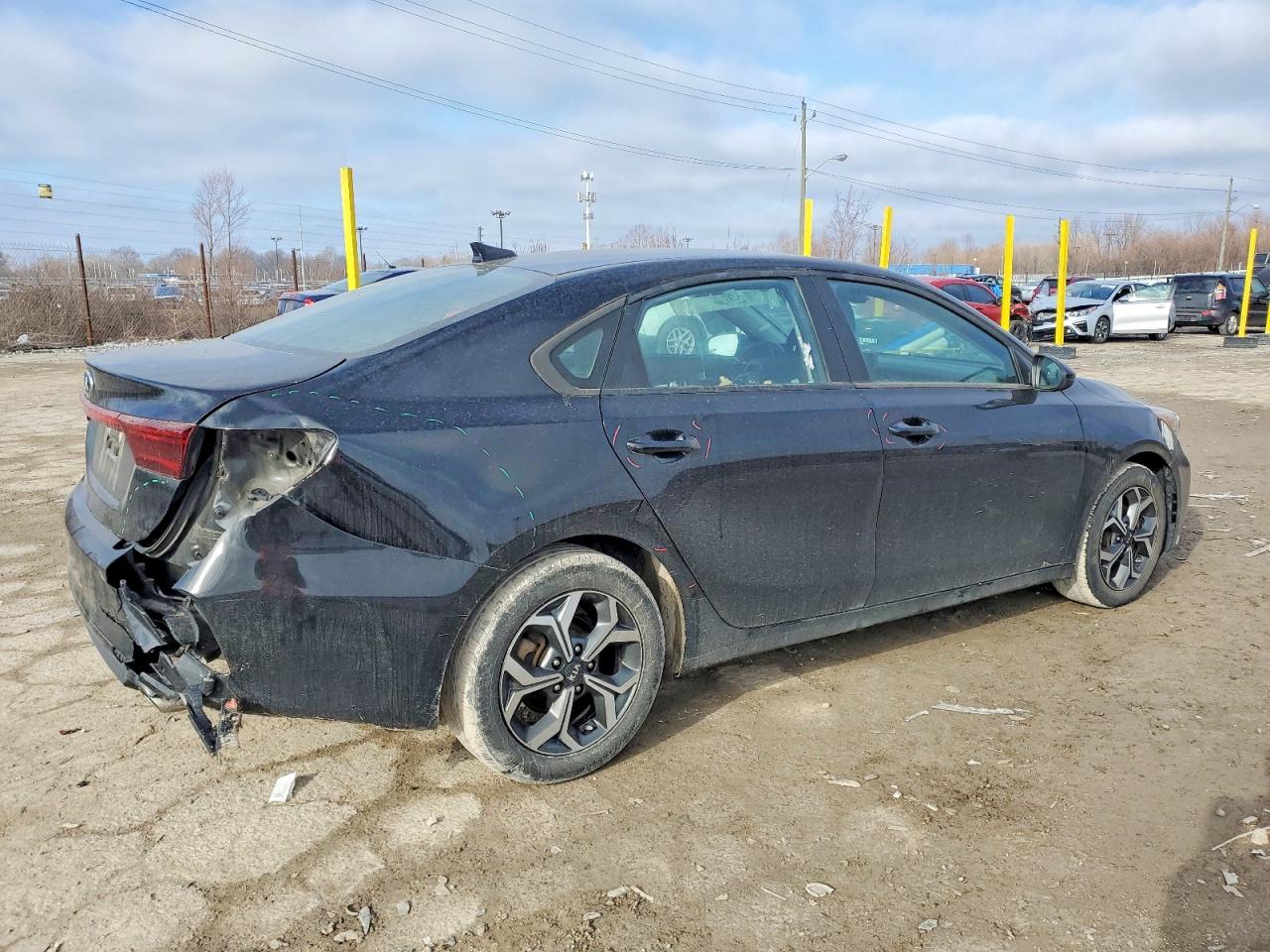 2021 KIA FORTE LXS photo 3