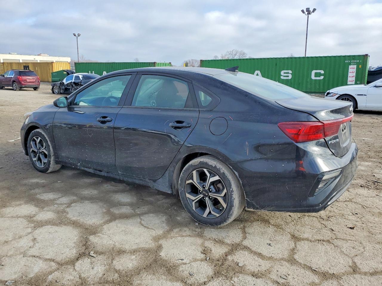 2021 KIA FORTE LXS photo 2