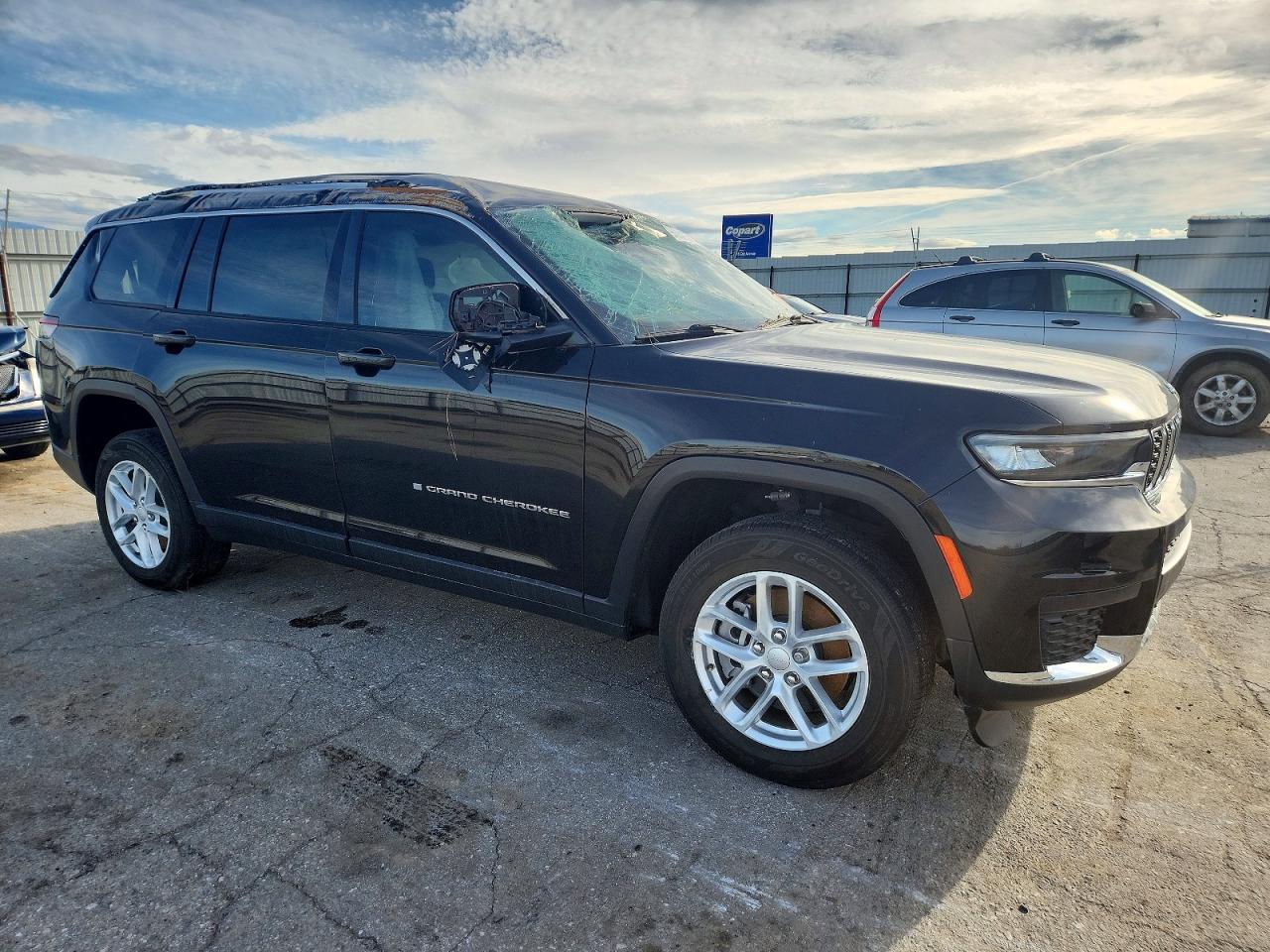 2023 JEEP GRAND CHEROKEE L LAREDO photo 7