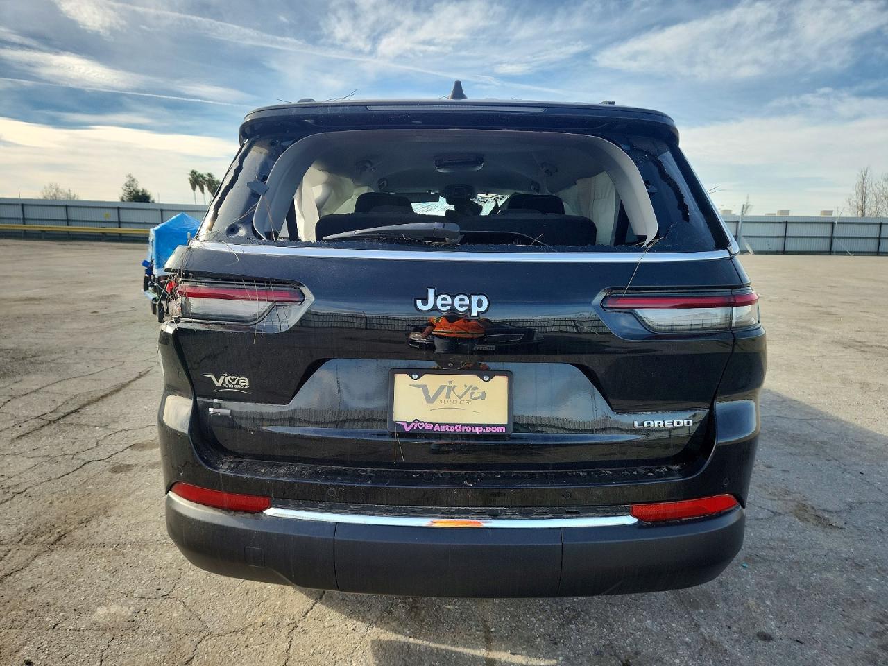 2023 JEEP GRAND CHEROKEE L LAREDO photo 11