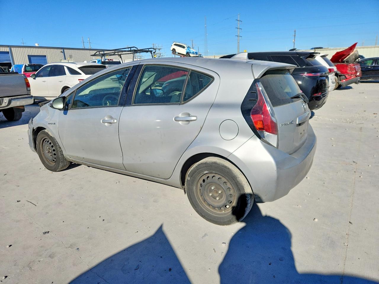 2015 TOYOTA PRIUS C photo 2