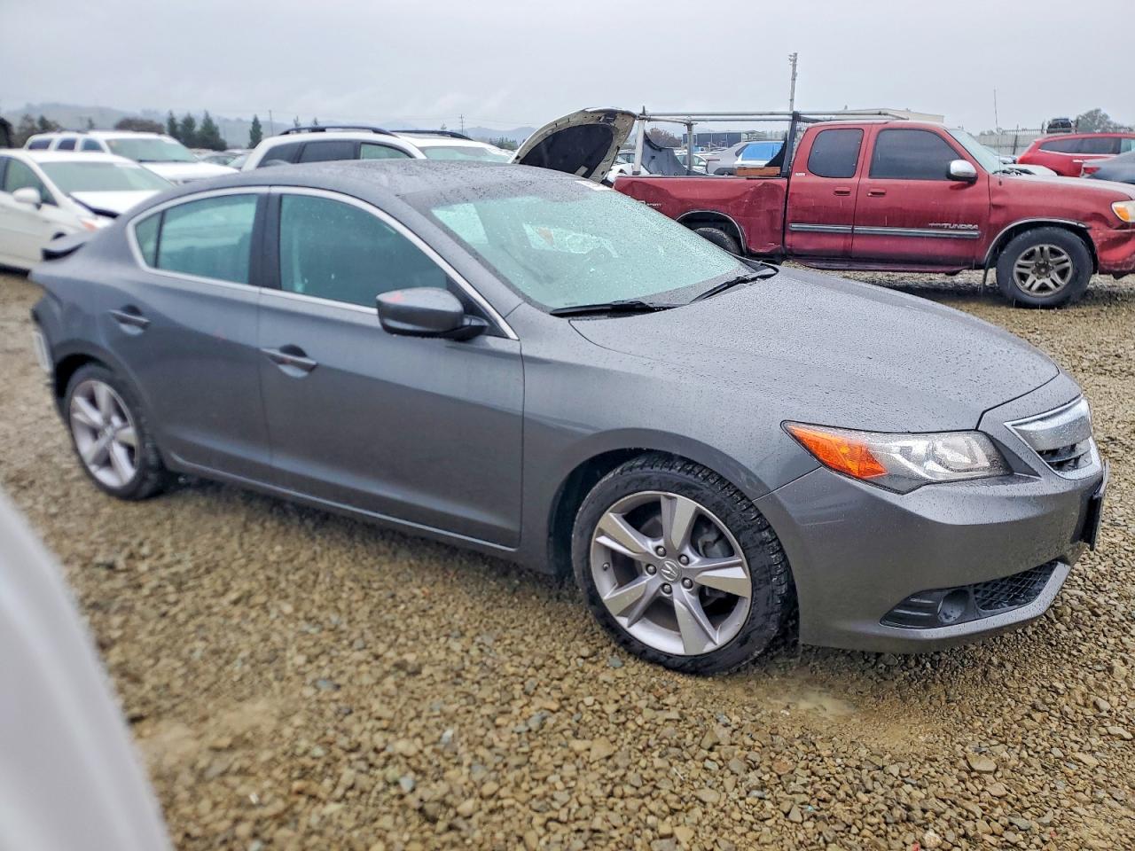 2013 ACURA ILX 20 TECH photo 4