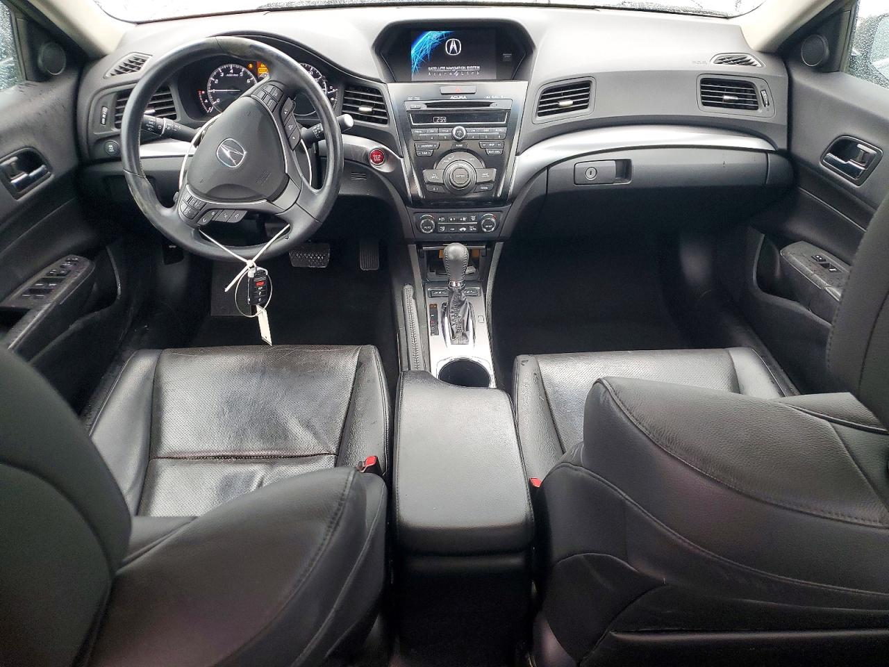 2013 ACURA ILX 20 TECH photo 8