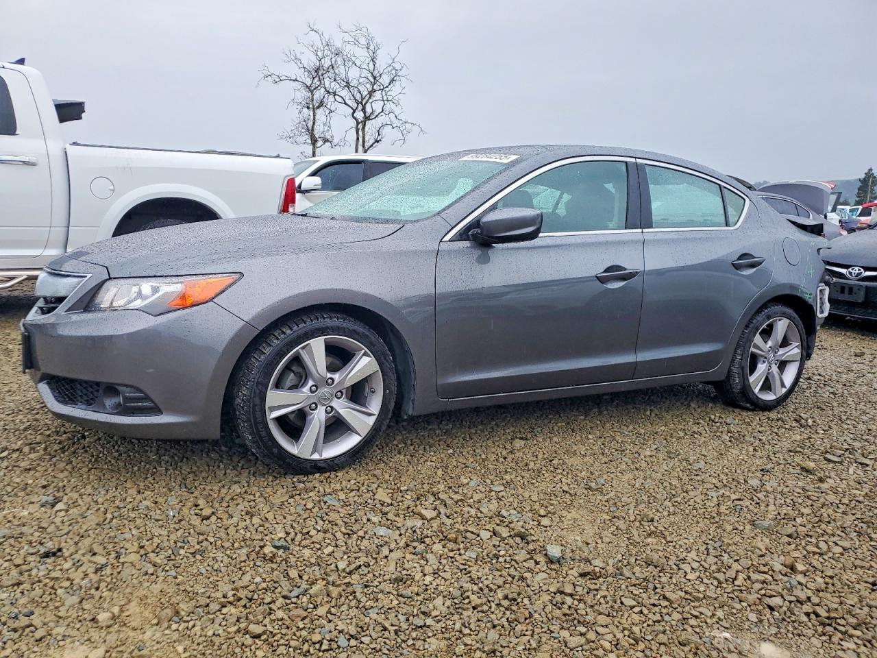 2013 ACURA ILX