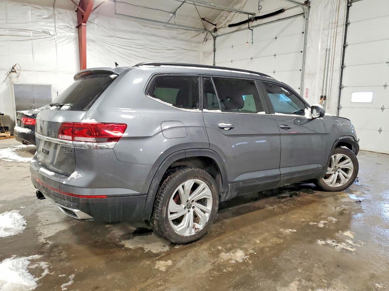 2023 VOLKSWAGEN ATLAS SE photo 7