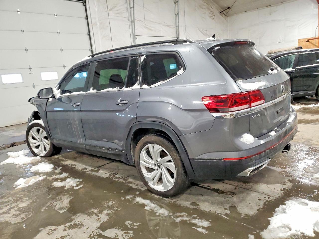 2023 VOLKSWAGEN ATLAS SE photo 4