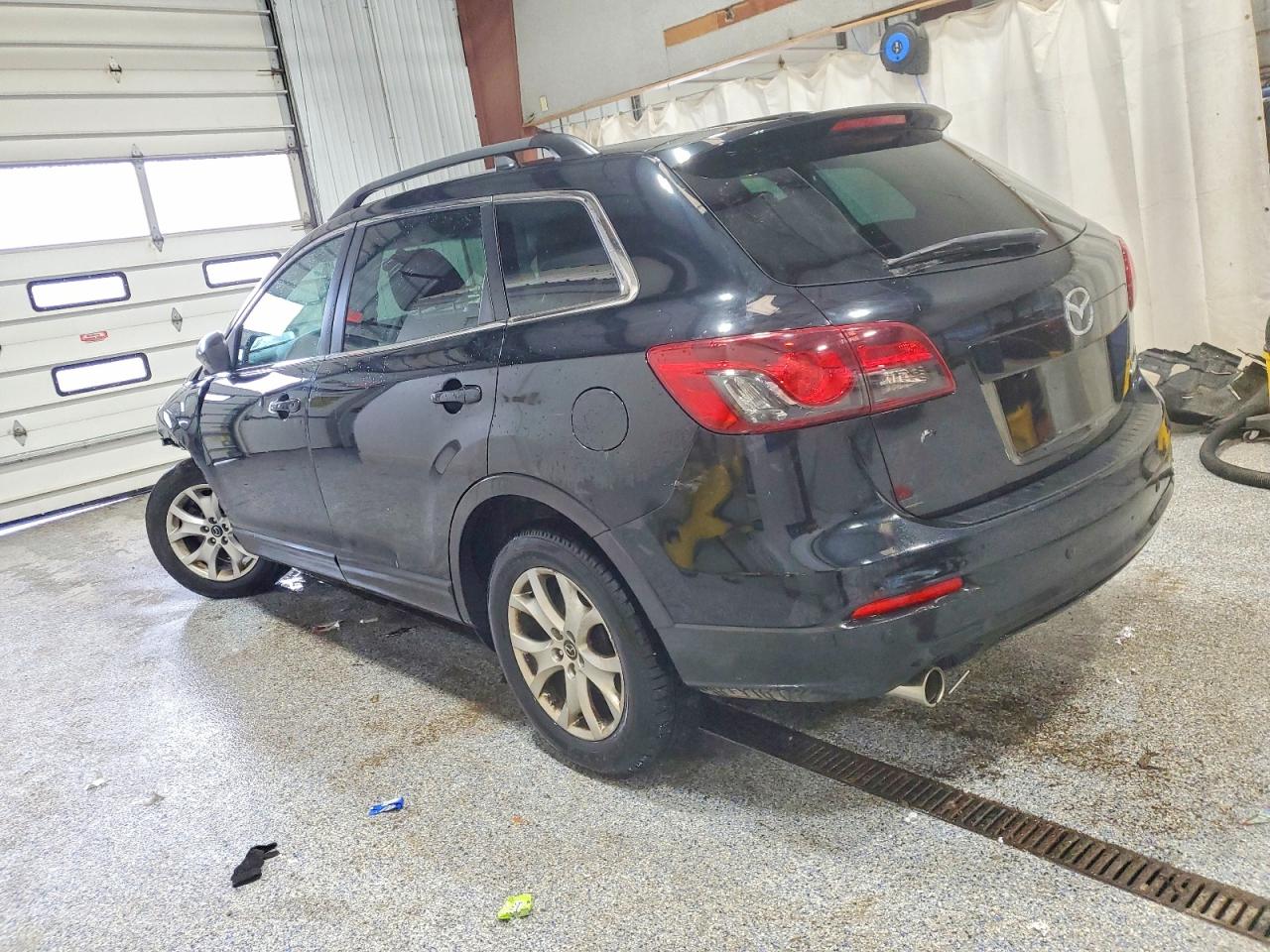 2015 MAZDA CX-9 TOURING photo 2