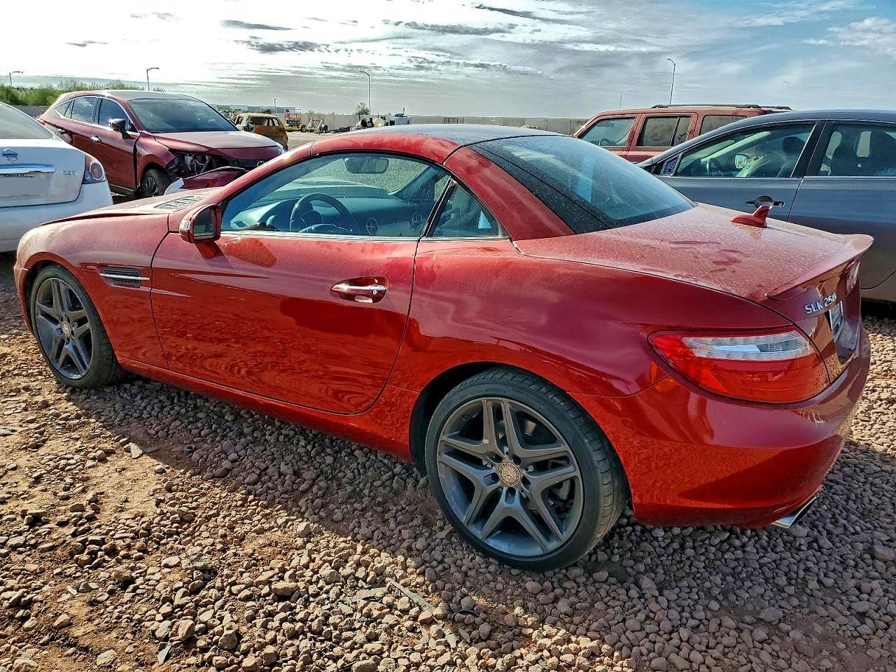 2015 MERCEDES-BENZ SLK 250 photo 2