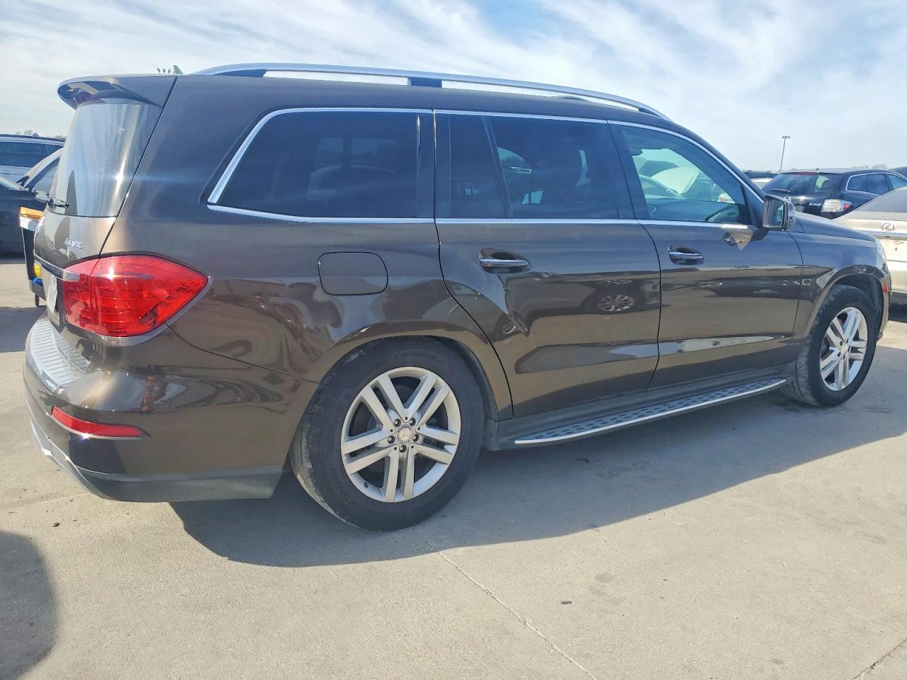 2013 MERCEDES-BENZ GL 450 4MATIC photo 3