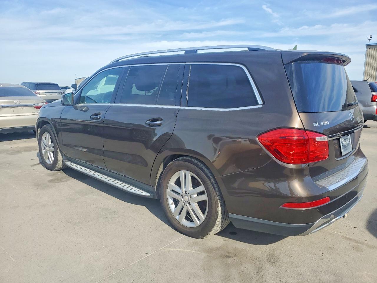 2013 MERCEDES-BENZ GL 450 4MATIC photo 2