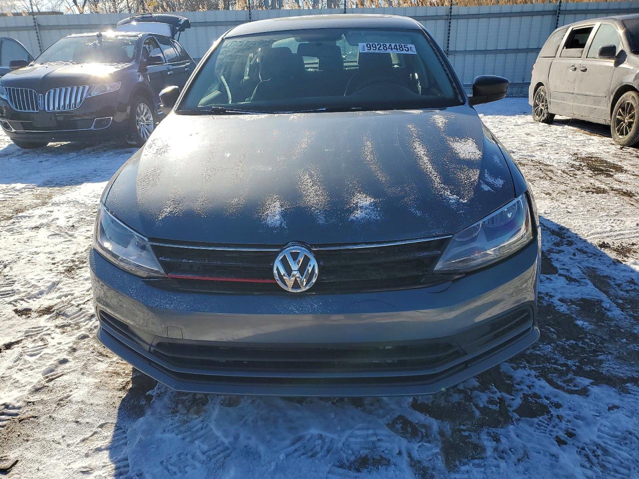 2016 VOLKSWAGEN JETTA photo 5