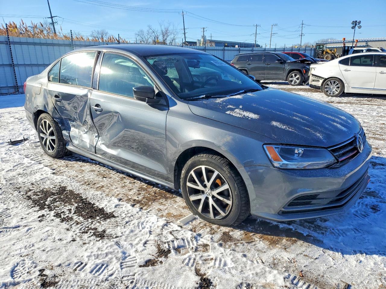 2016 VOLKSWAGEN JETTA photo 4